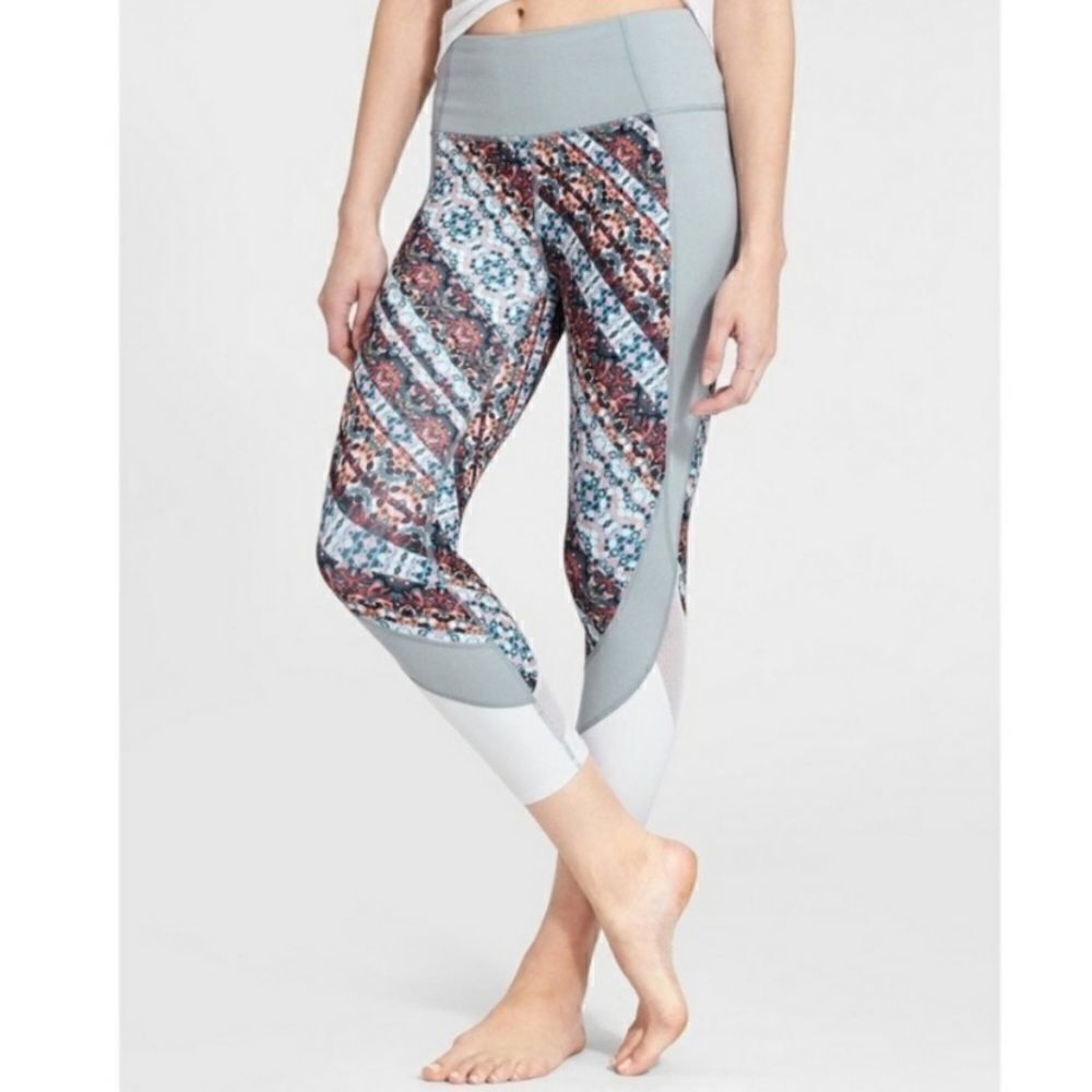 Athleta Nomad Salutation Capri Mesh Leggings